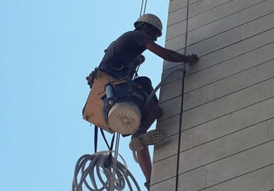 שירות איטום תפרים